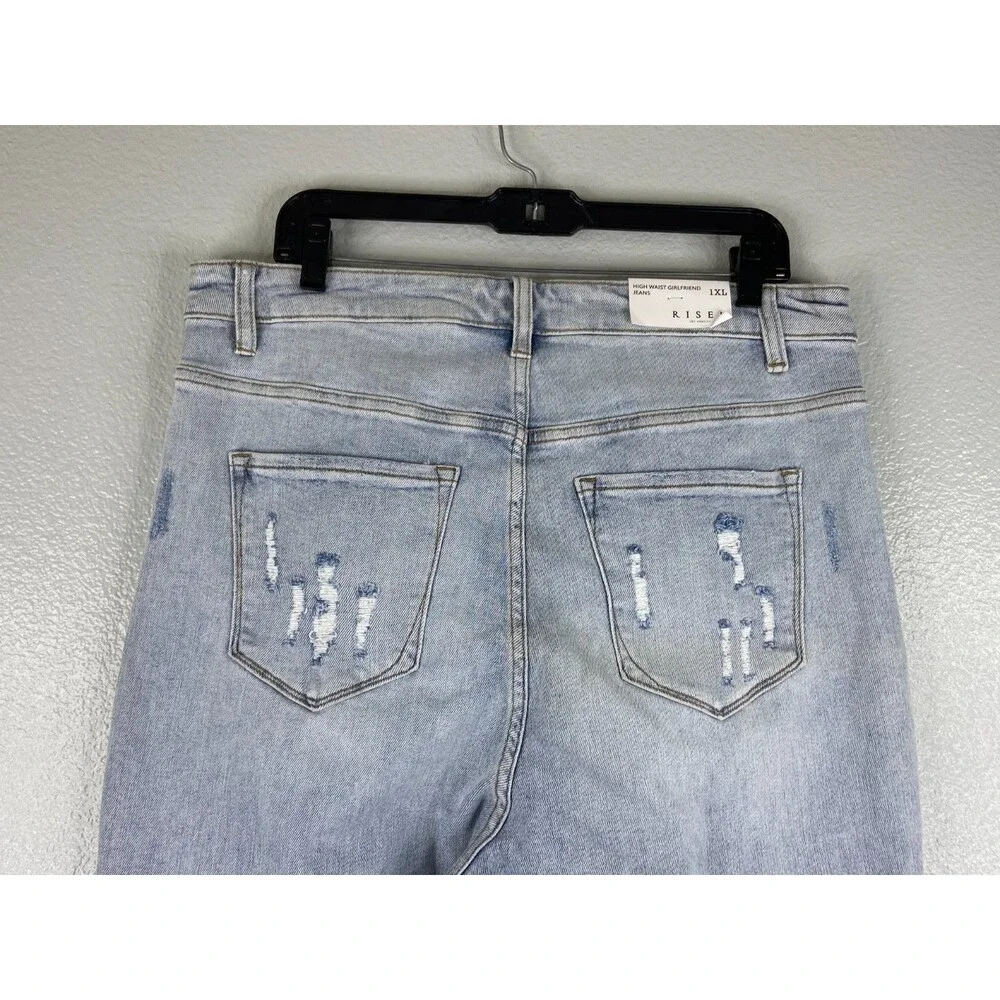 Risen Women 1XL Jeans Boyfriend Fit Straight Leg Distressed Light Wash NWT - Picture 6 of 16